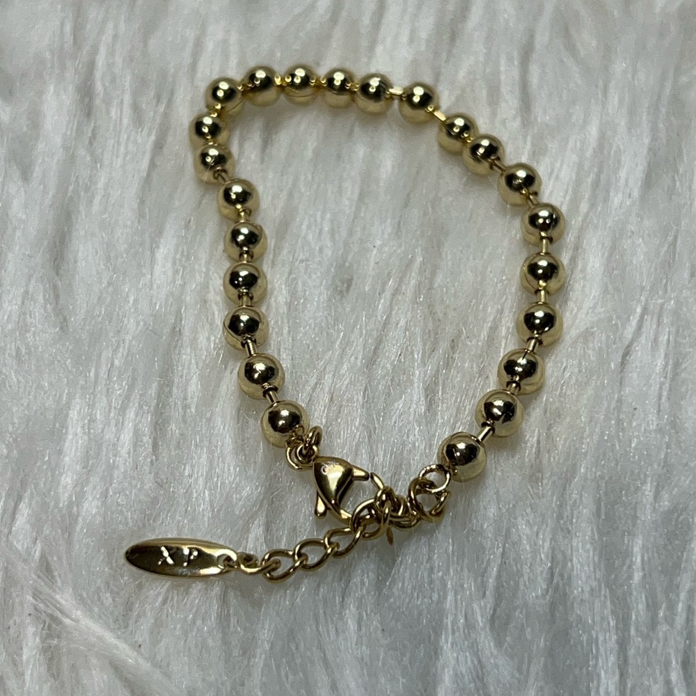 Elegant Gold Beaded Bracelet